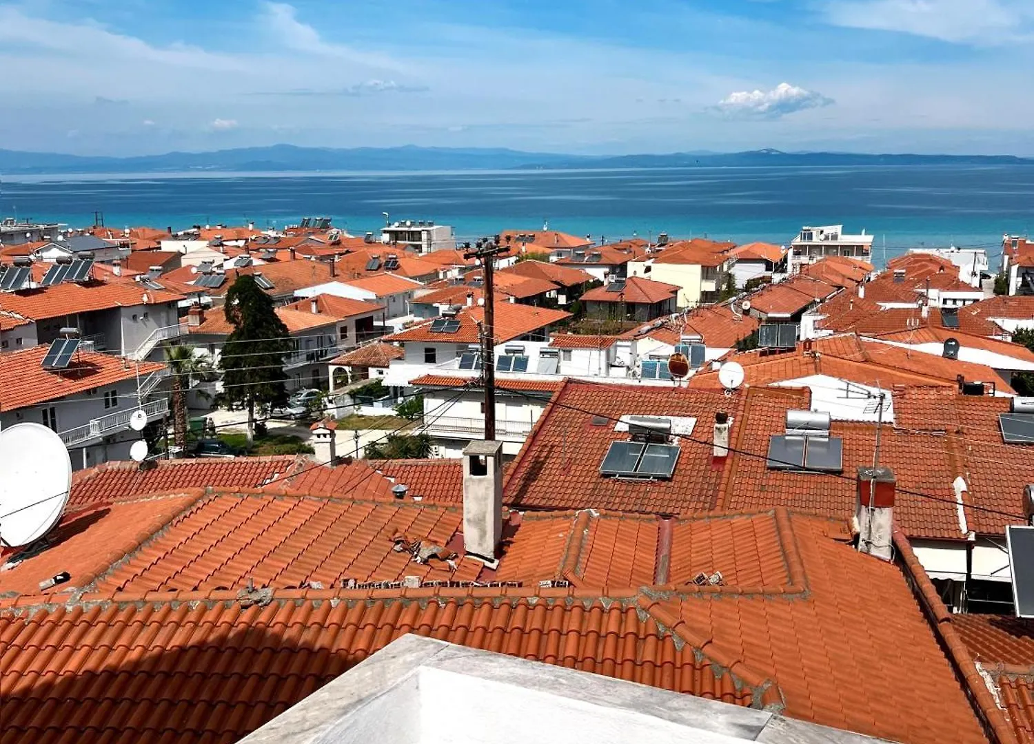 Rona Vista Suites Amazing Seaview 1 Polychrono