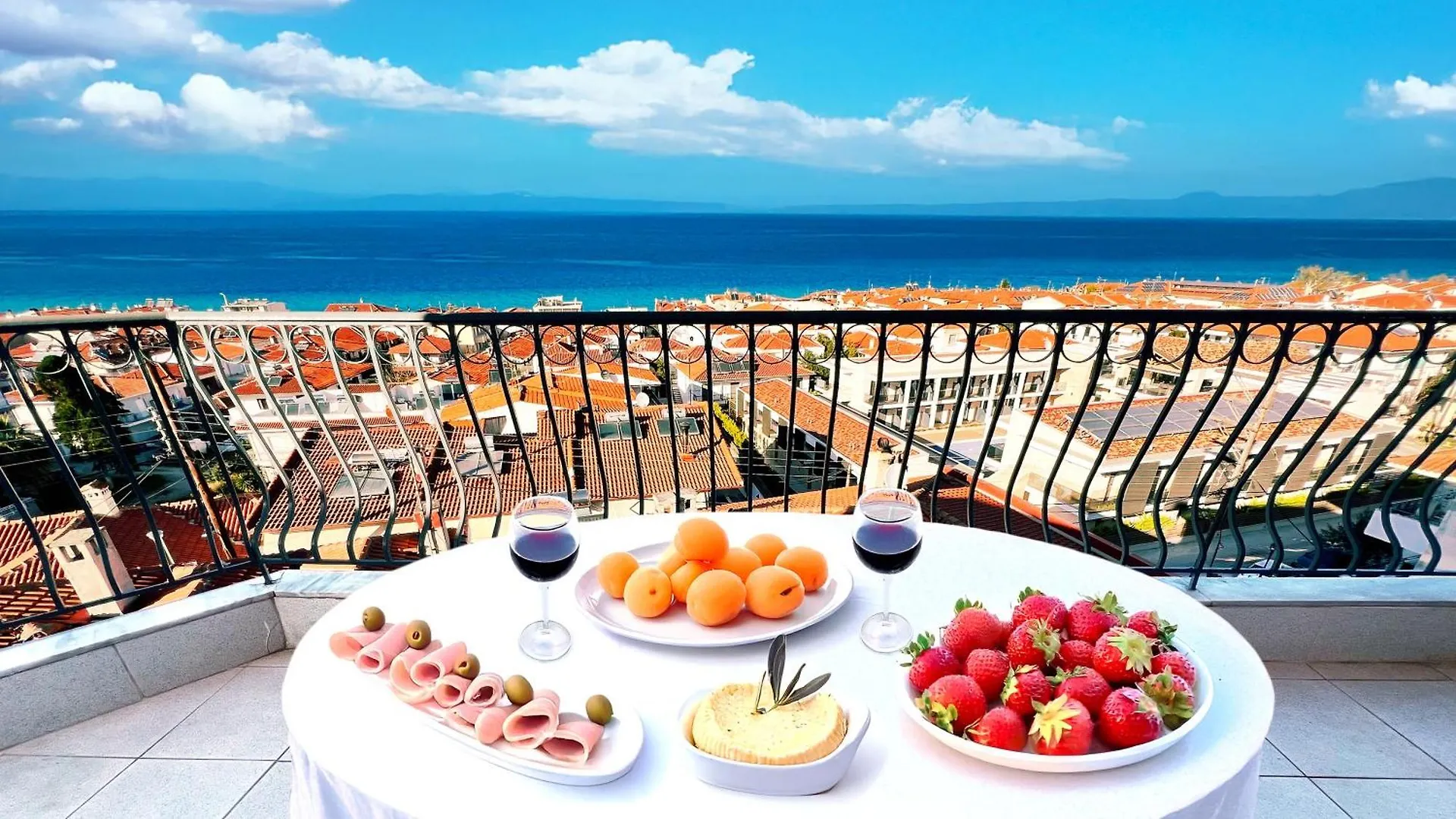 Rona Vista Suites Amazing Seaview 1 Polychrono